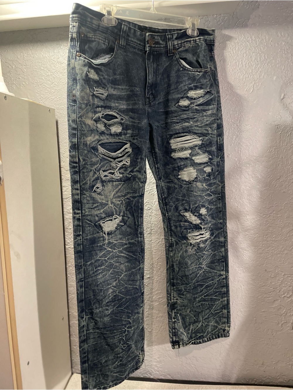 Diamond Supply Co. Men's Distressed Washed Black Straight Jeans